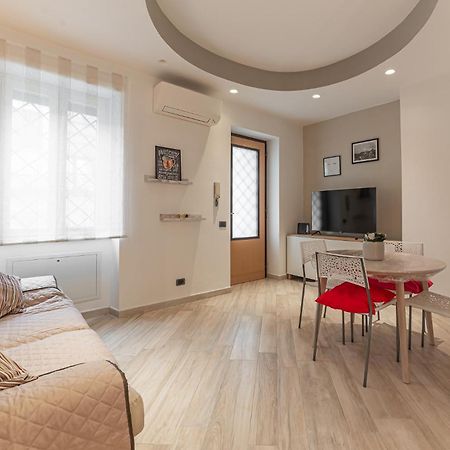 Il Nido Di Roma - Ospedale Gemelli & Garden Daire Dış mekan fotoğraf